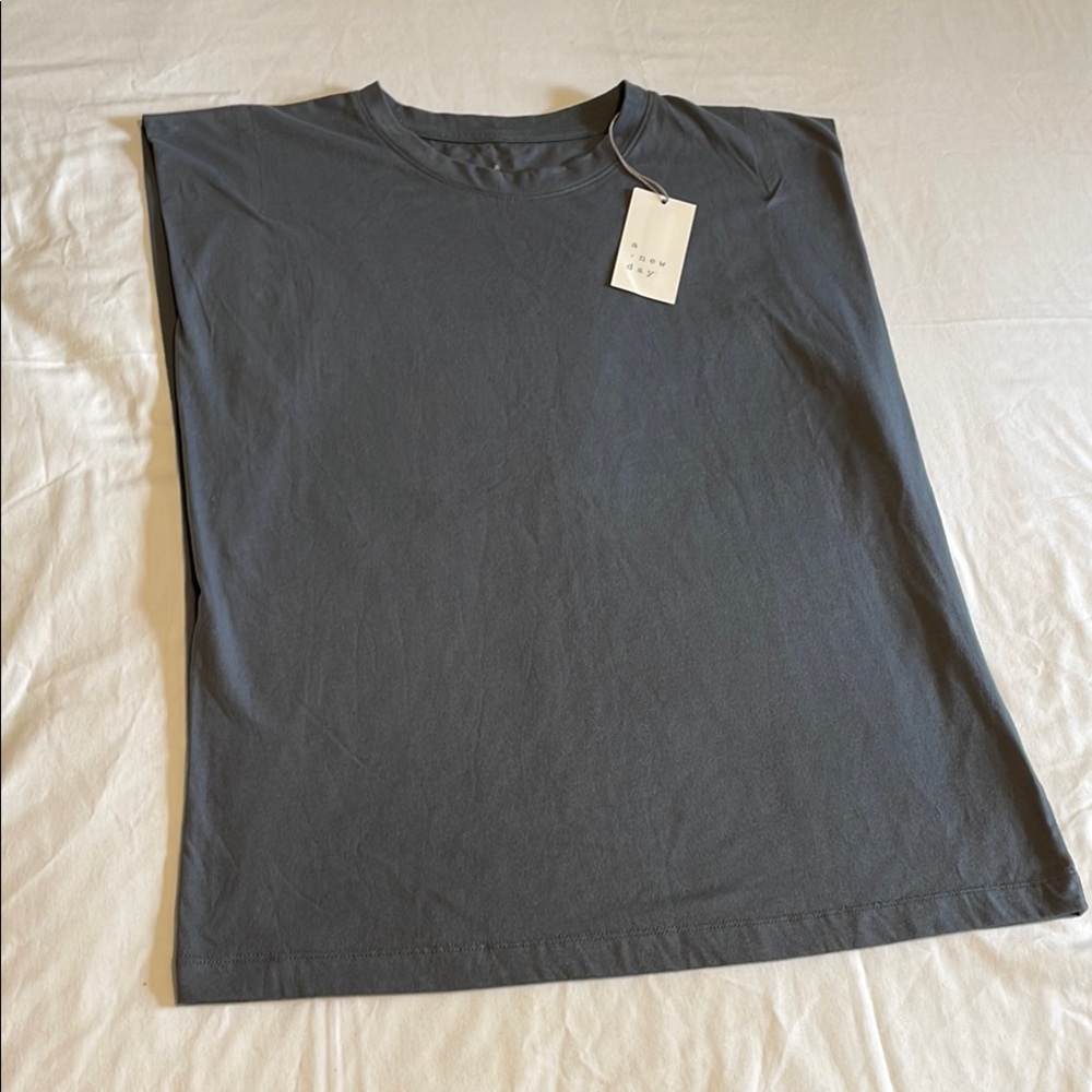 Women’s Gray T-Shirt